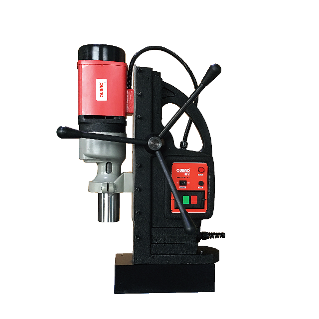 磁座鉆在戶外作業(yè)中面臨哪些難題？